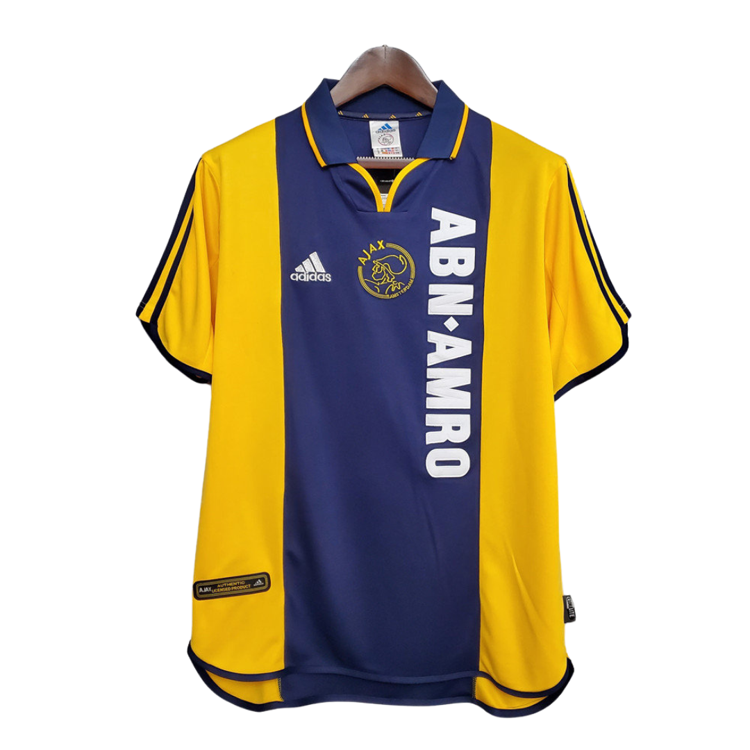 AjaxAwayShirt2000-2001.png