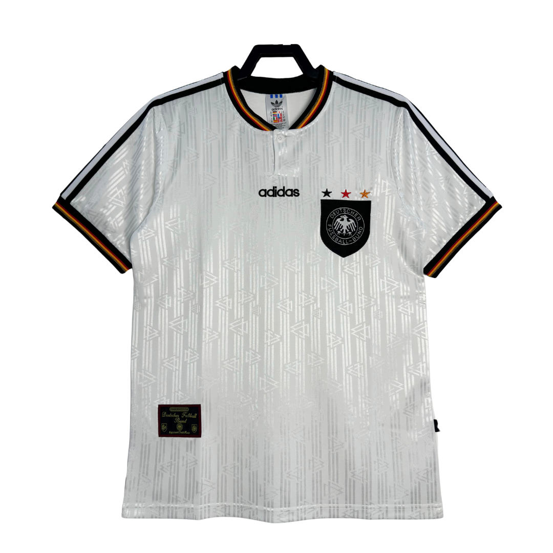 GermanyHomeShirt-1996.png