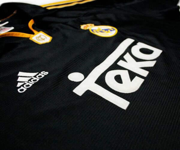 Real Madrid CF Away Shirt - 1999-2001